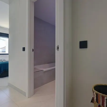 公寓 Brand New Gorgeous 2 Bed At Hills! *